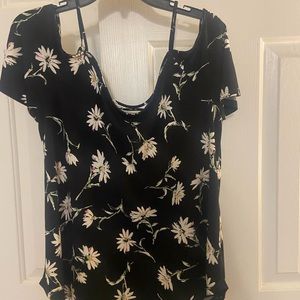 Kaileigh brand cold shoulder blouse with floral print, size L
